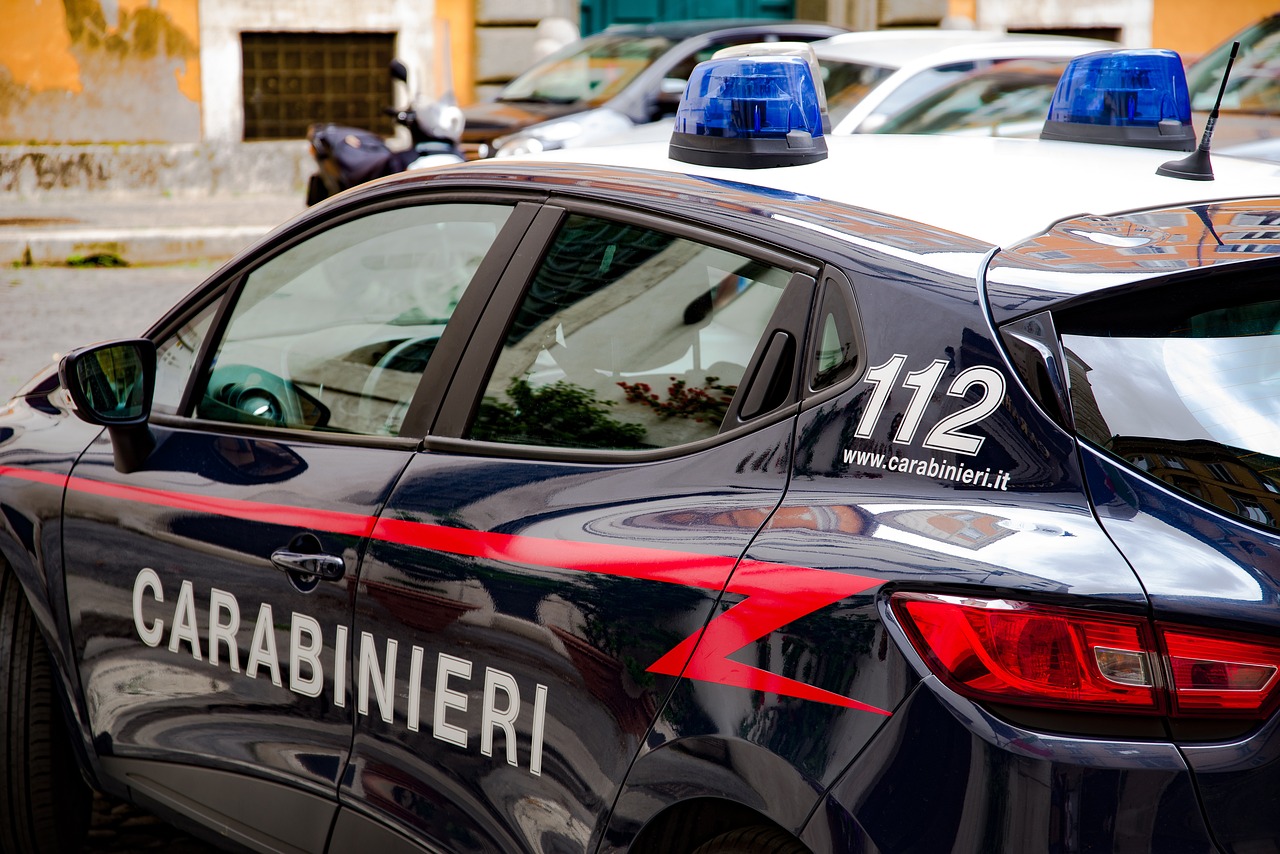 Carabinieri Pixabay Free cocaina droga estorsione acerra